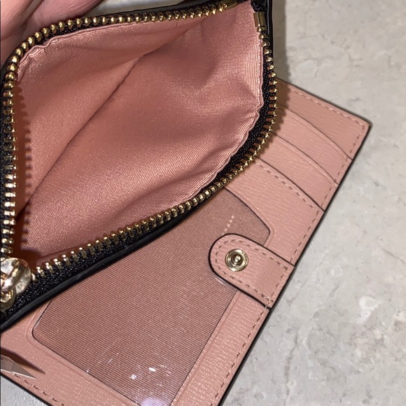 💰SOLD ON MERC💰KATE SPADE Spencer SaffianoBifold - Picture 9 of 12